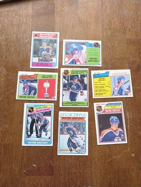 Wayne Gretzky 8-Card Vintage Lot (1981-1984) - O-Pee-Chee (OPC) Leaders & Specia